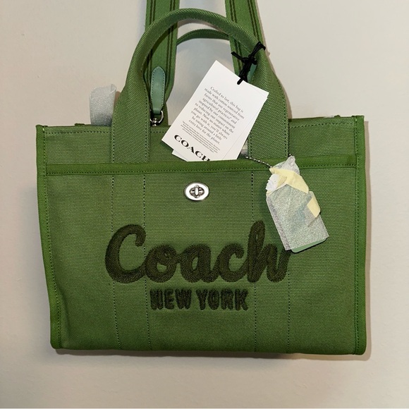 Coach - Medium Cargo Tote Bag Green - Picture 9 of 15